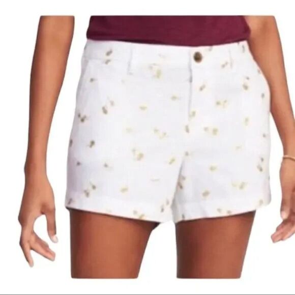 Old Navy White Linen Shorts 6 - Picture 5 of 5